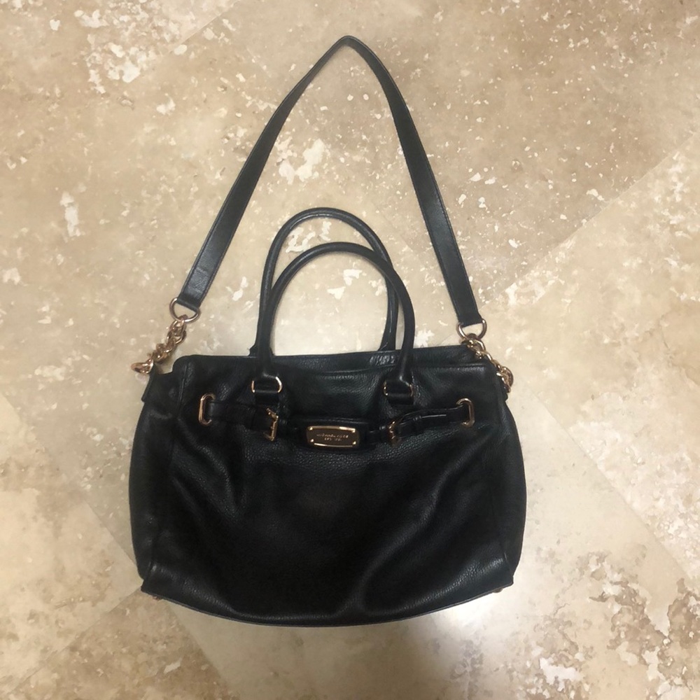 Michael Kors Black leather purse